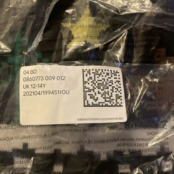 BRAND NEW boy youth h&m christmas sweater size 12-14Y (no tag - in bag) - Picture 3 of 5